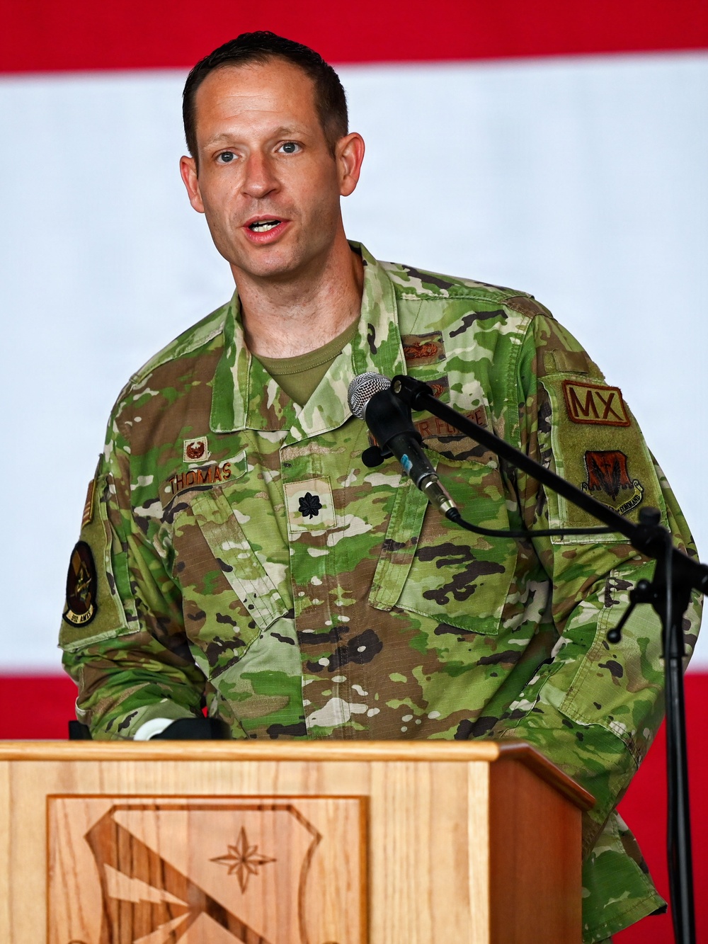 552nd AMXS welcomes new commander during change of command