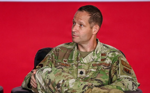 552nd AMXS welcomes new commander during change of command