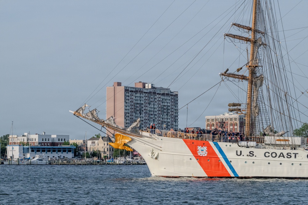 US Coast Guard Cutter Barque Eagle departs Sail250 Virginia