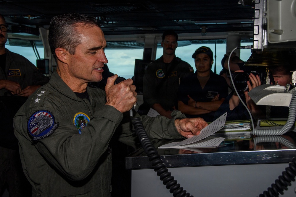 Nimitz Welcomes 2nd Fleet Commander during FLEETEX 250
