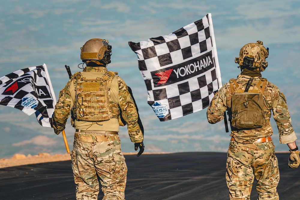 Special Operations Forces Race to the Clouds at Pikes Peak, Colorado