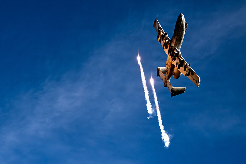 74 FS demonstrates airpower at Grand Bay Range