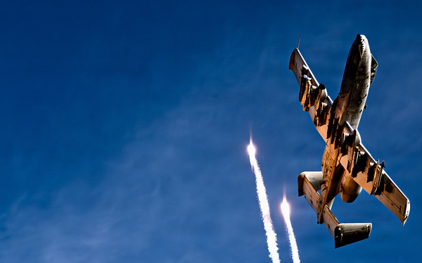 74 FS demonstrates airpower at Grand Bay Range