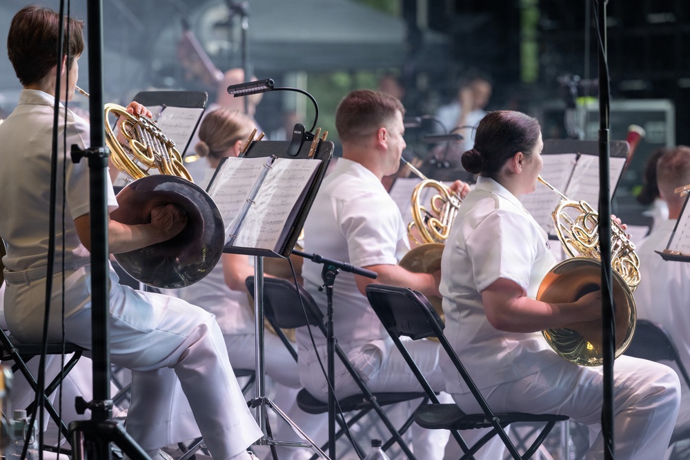 The U.S. Navy Band performs at the Great American State Fair