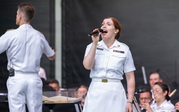 The U.S. Navy Band performs at the Great American State Fair