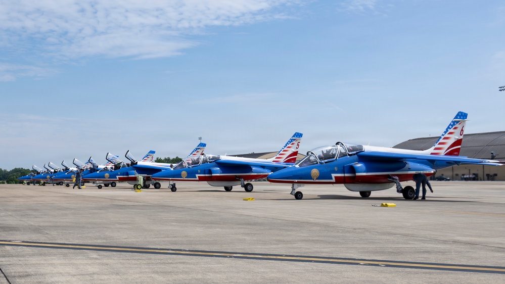 Patrouille de France demo team prepares for Liberté 250 over Joint Base Andrews