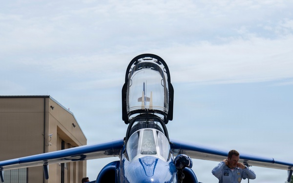Patrouille de France demo team prepares for Liberté 250 over Joint Base Andrews