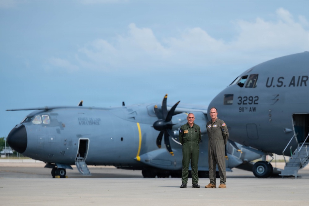 Lt. Gen. Healy meets with French Air and Space Force in Pittsburgh