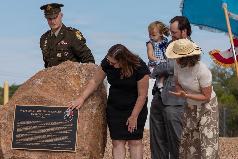 Fort Huachuca Dedicates Intelligence Facility in Honor of the Late Maj. Gen. Gary W. Johnston