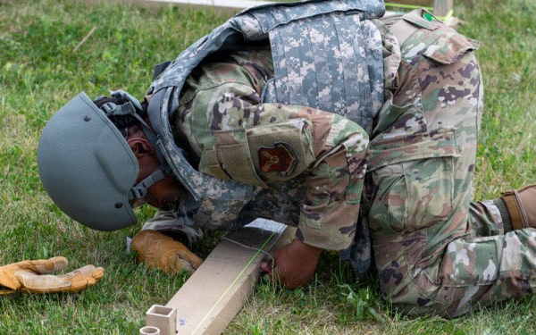 Bivouac exercise prepares Airmen for expeditionary operations