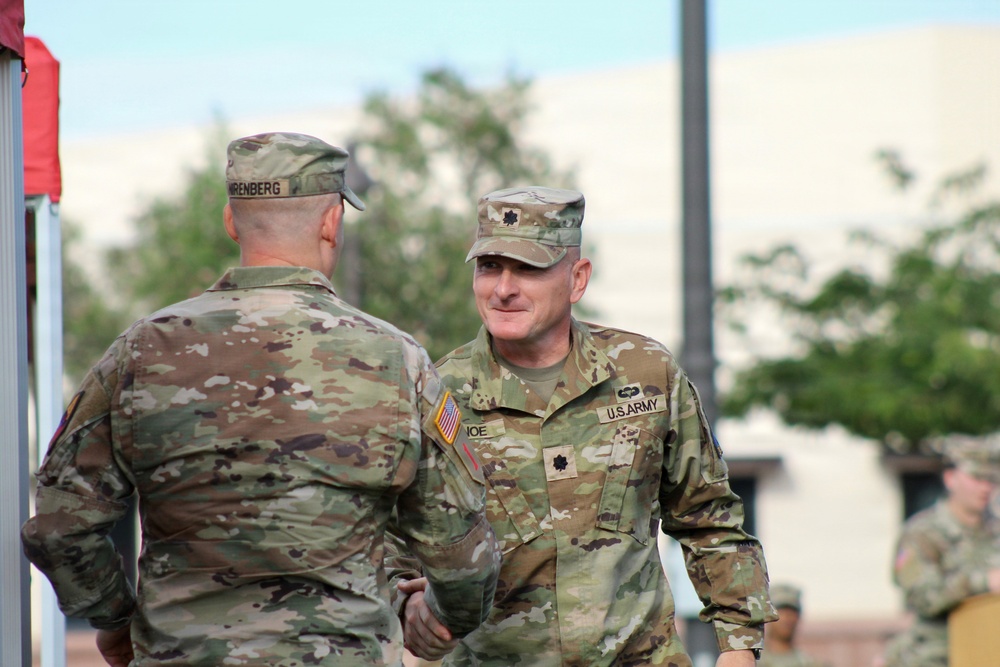 Closing a command chapter