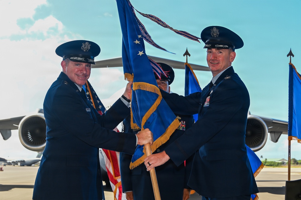 515 AMOW welcomes new wing commander