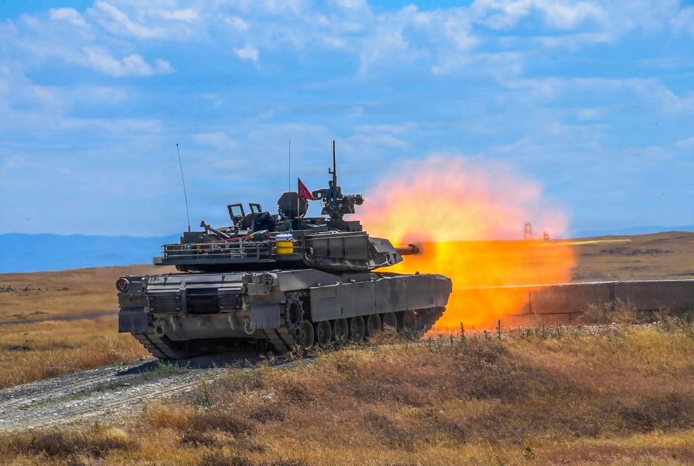 RTI Students Conduct M1A2 Abrams Familiarization at Camp Orchard