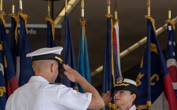 EMF 150-Bravo changes command at NMRTC San Diego