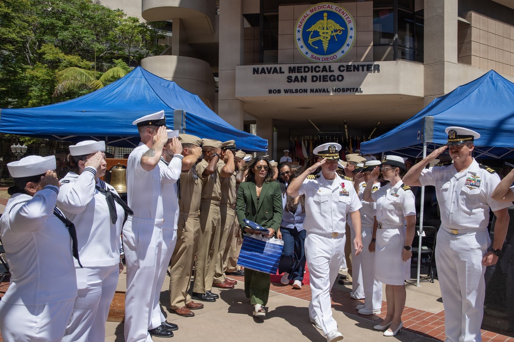 EMF-150 Bravo changes command at NMRTC San Diego