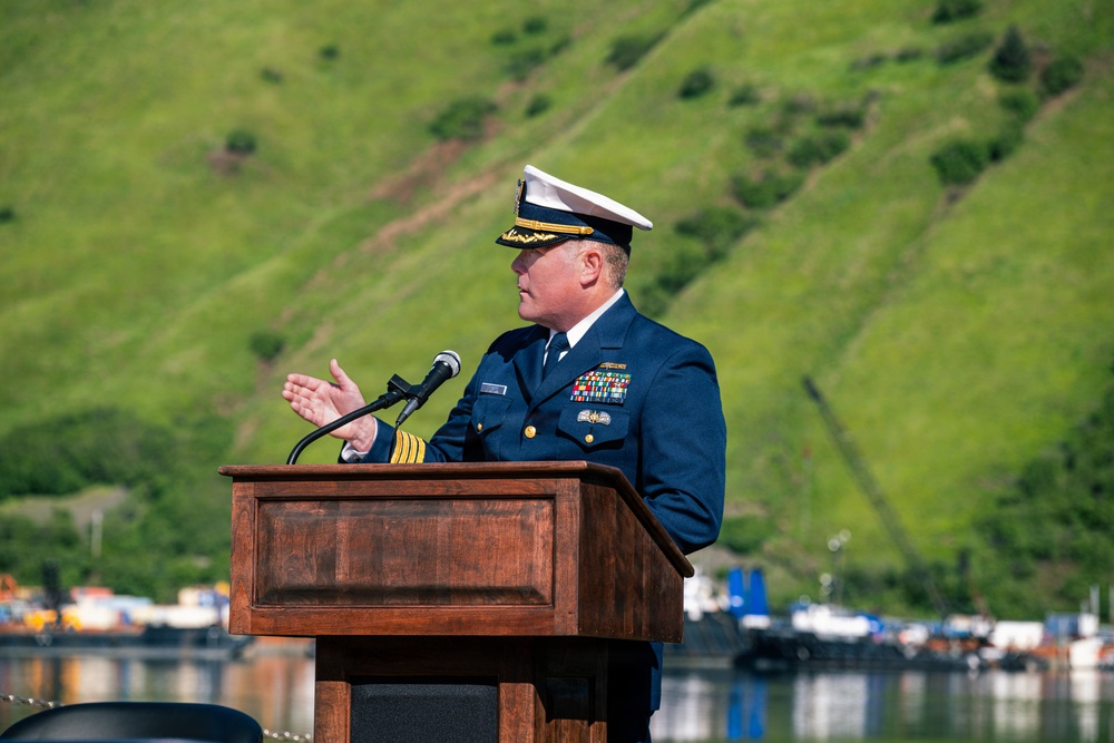 Coast Guard Cutter Cypress holds change of command ceremony