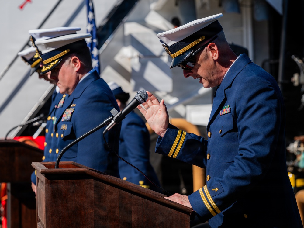 Coast Guard Cutter Cypress holds change of command ceremony