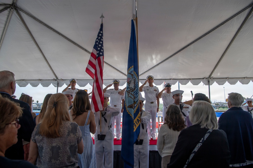 USS Jack H. Lucas (DDG 125) Changes Command