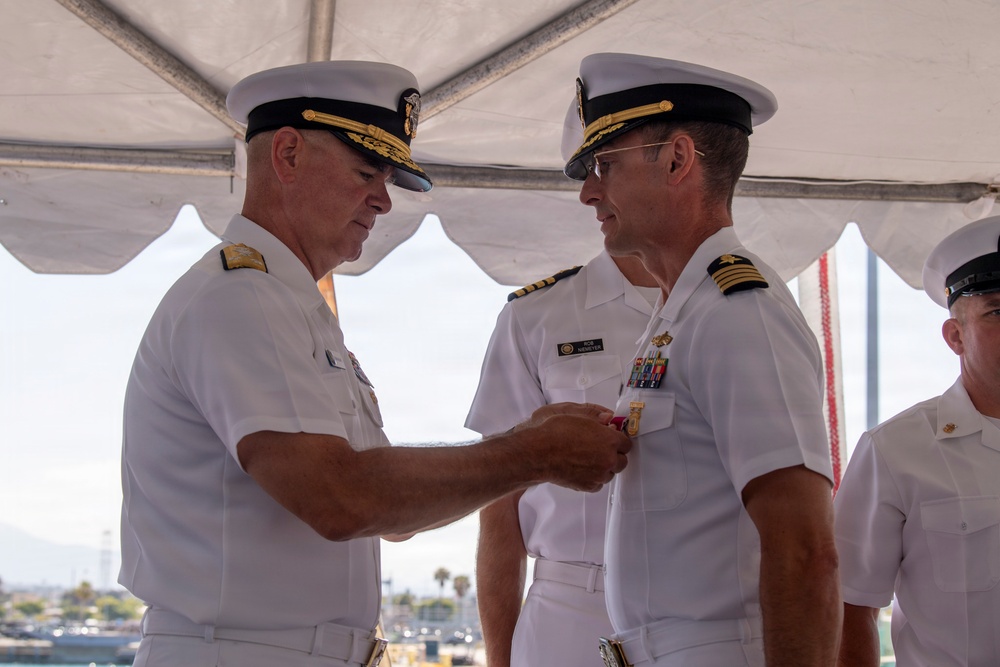 USS Jack H. Lucas (DDG 125) Changes Command