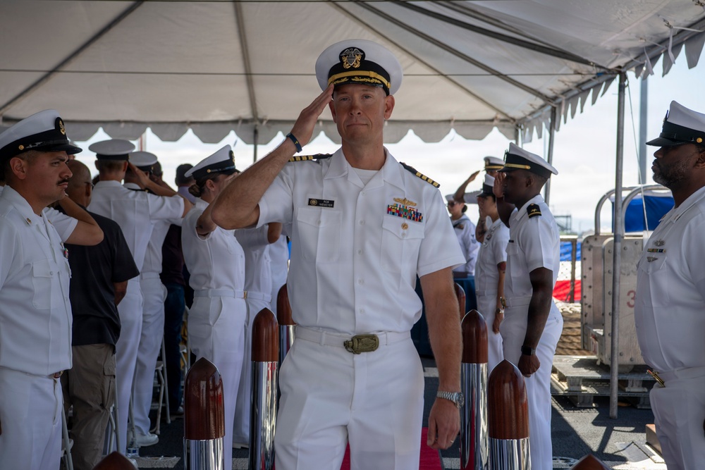 USS Jack H. Lucas (DDG 125) Changes Command