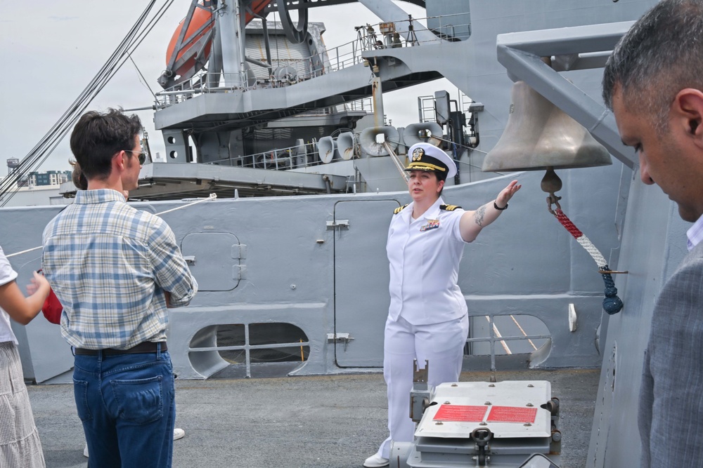 USS Arlington Executive Officer Leads Tour