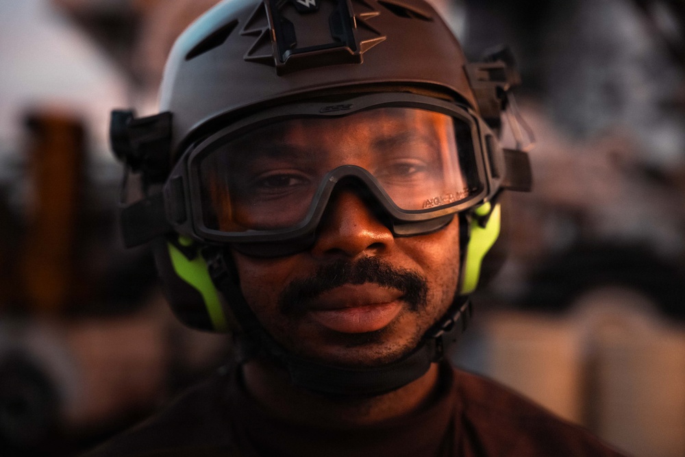 IKE Conducts Carrier Qualifications in Atlantic Ocean