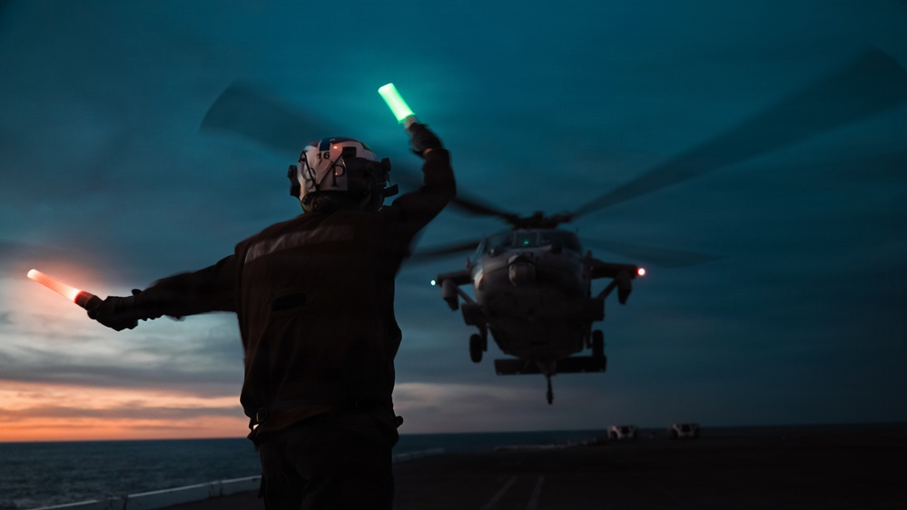 IKE Conducts Carrier Qualifications in Atlantic Ocean