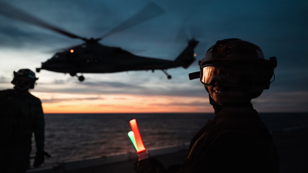 IKE Conducts Carrier Qualifications in Atlantic Ocean