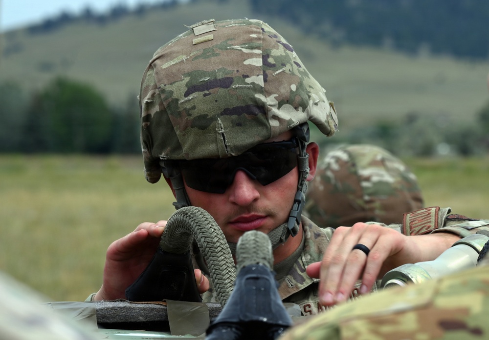 Montana National Guard validates operational sling load capability during joint field training exercise