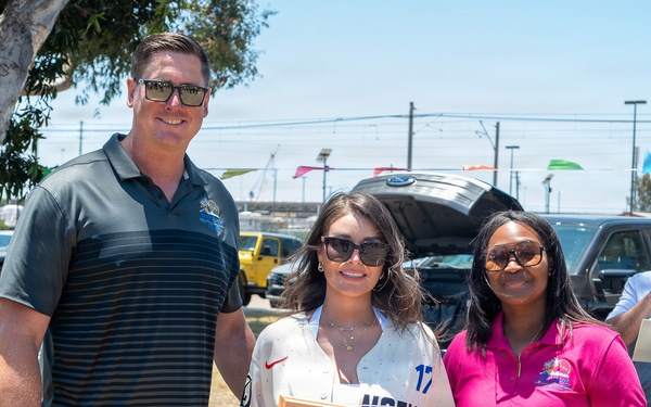 NAVSUP FLC San Diego hosts its Annual Command Picnic