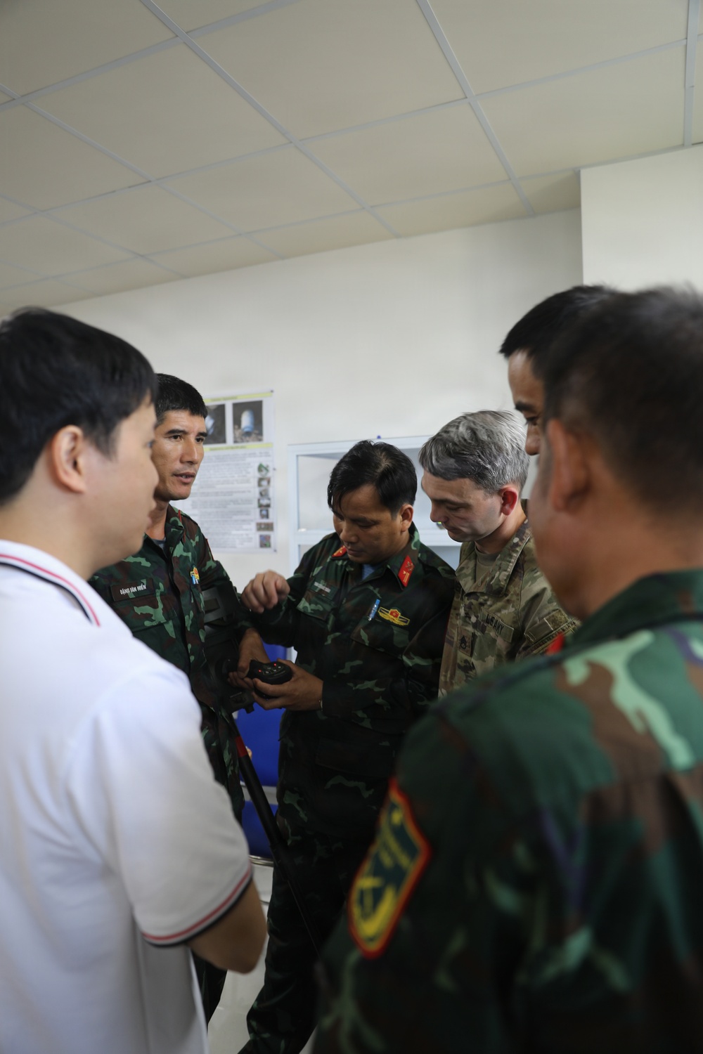 US, Vietnamese partners conduct explosive ordnance disposal familiarization during Pacific Friendship 2026