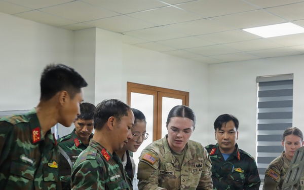 US, Vietnamese partners conduct explosive ordnance disposal familiarization during Pacific Friendship 2026