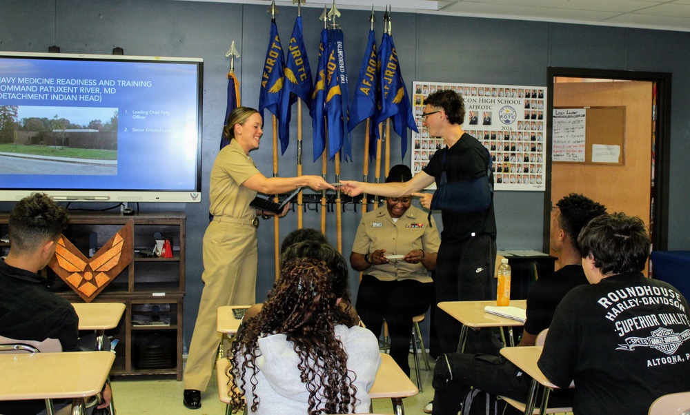 Cadets Express Gratitude to Visiting Navy Medicine Personnel