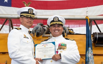 Undersea Rescue Command holds Change of Command Ceremony