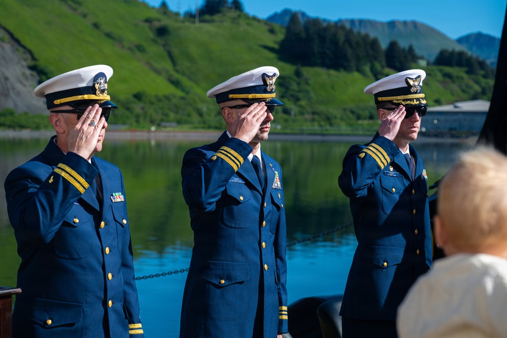 Coast Guard Cutter Cypress holds change of command ceremony