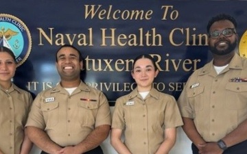 Navy Medicine Team Attends Spring Ridge Middle School Career Day