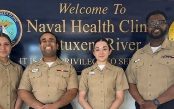 Navy Medicine Team Attends Spring Ridge Middle School Career Day