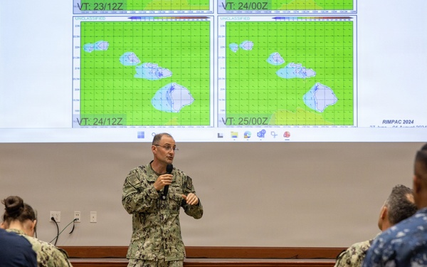 Service members attend RIMPAC meteorology, oceanography workshop