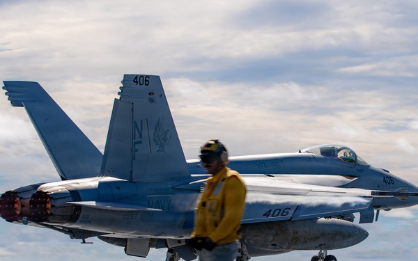 George Washington Participates in Sinkex