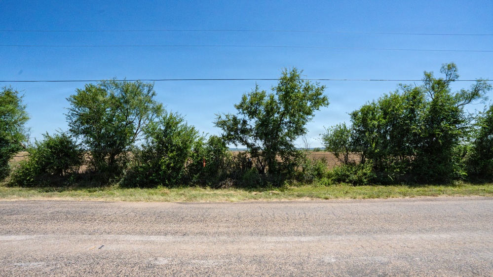 San Angelo Strike Team Uses Baited Sticky Lure Traps to Track Screwworm Activity in Texas