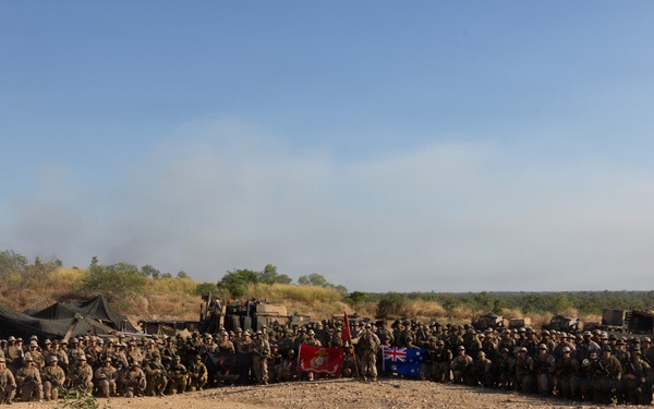 Exercise Predator’s Walk 26: US Marines and Australian Defence Force conduct combined artillery fire missions