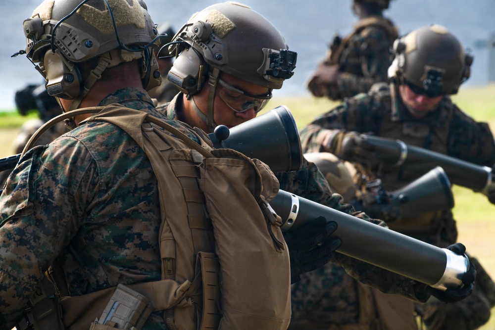 U.S. Marines conduct MAAWS live-fire range