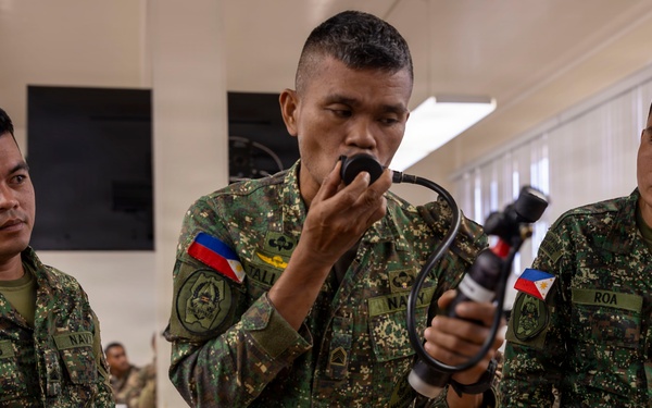 Philippine and Royal Tongan Marines Conduct Shallow Water Egress Training