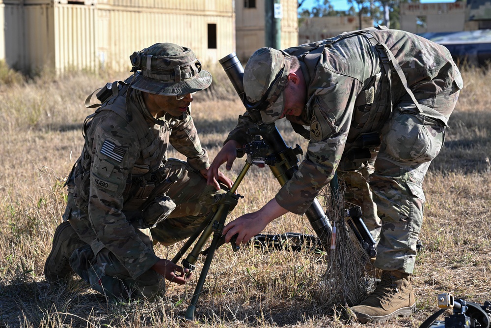 Southern Jackaroo 26: U.S. Army Soldiers Work on Mortar Drills