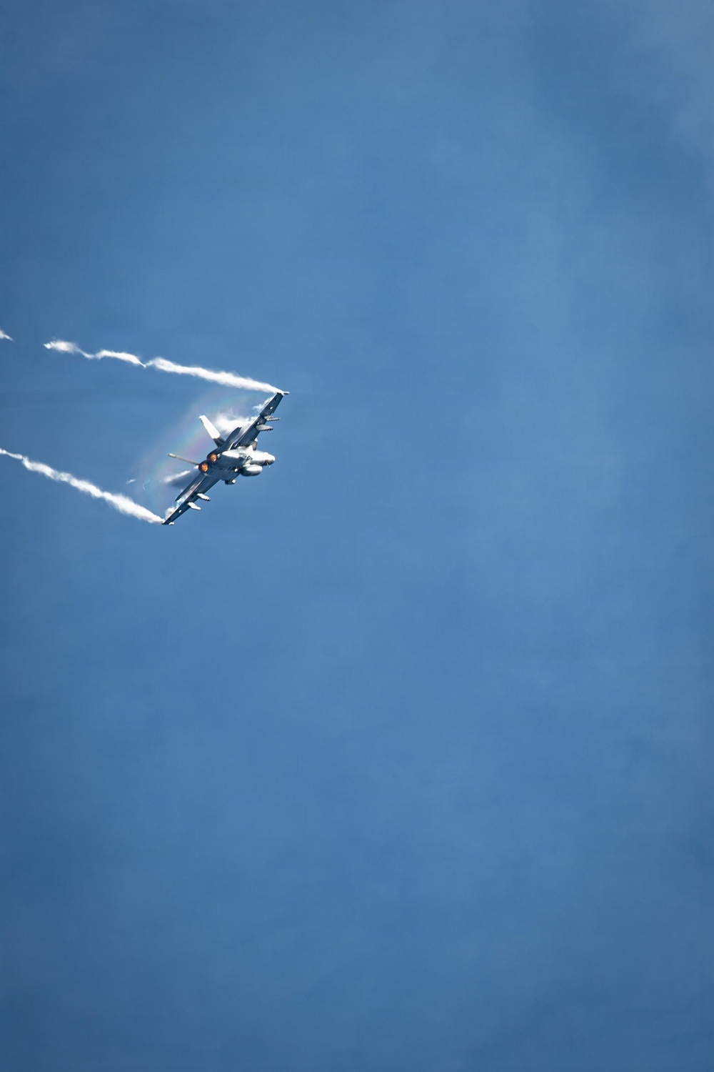 USS Gridley Conducts Air Power Demonstration