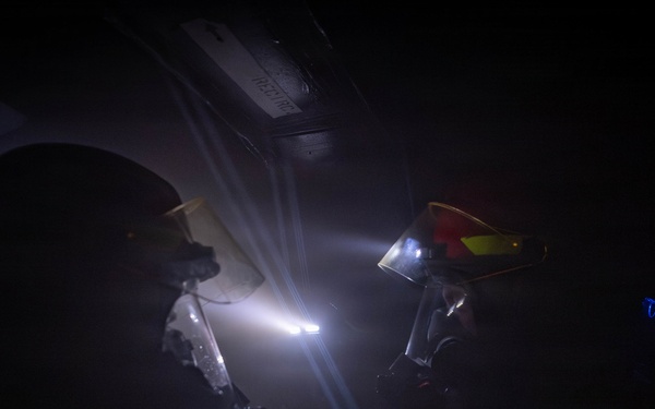 USS Gridley Conducts Flying Squad Drill