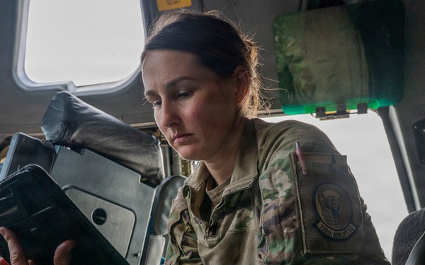 C-17 prepares for flight to CENTCOM