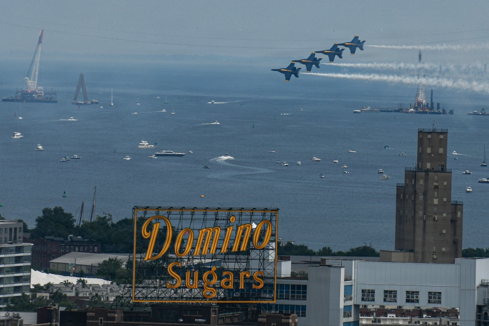 Blue Angels at SAIL250