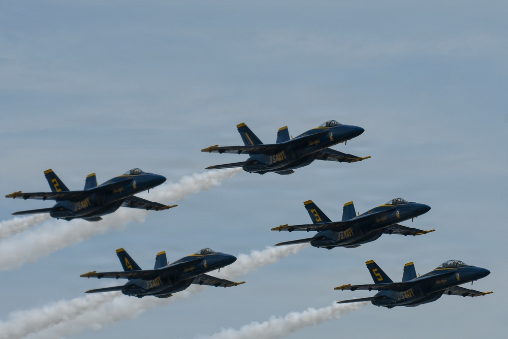 Blue Angels at SAIL250