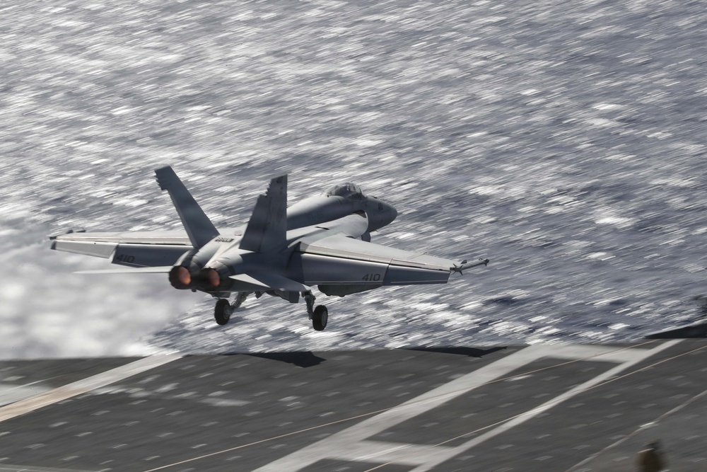 USS George Washington Conducts Sinking Exercise During Valiant Shield 2026